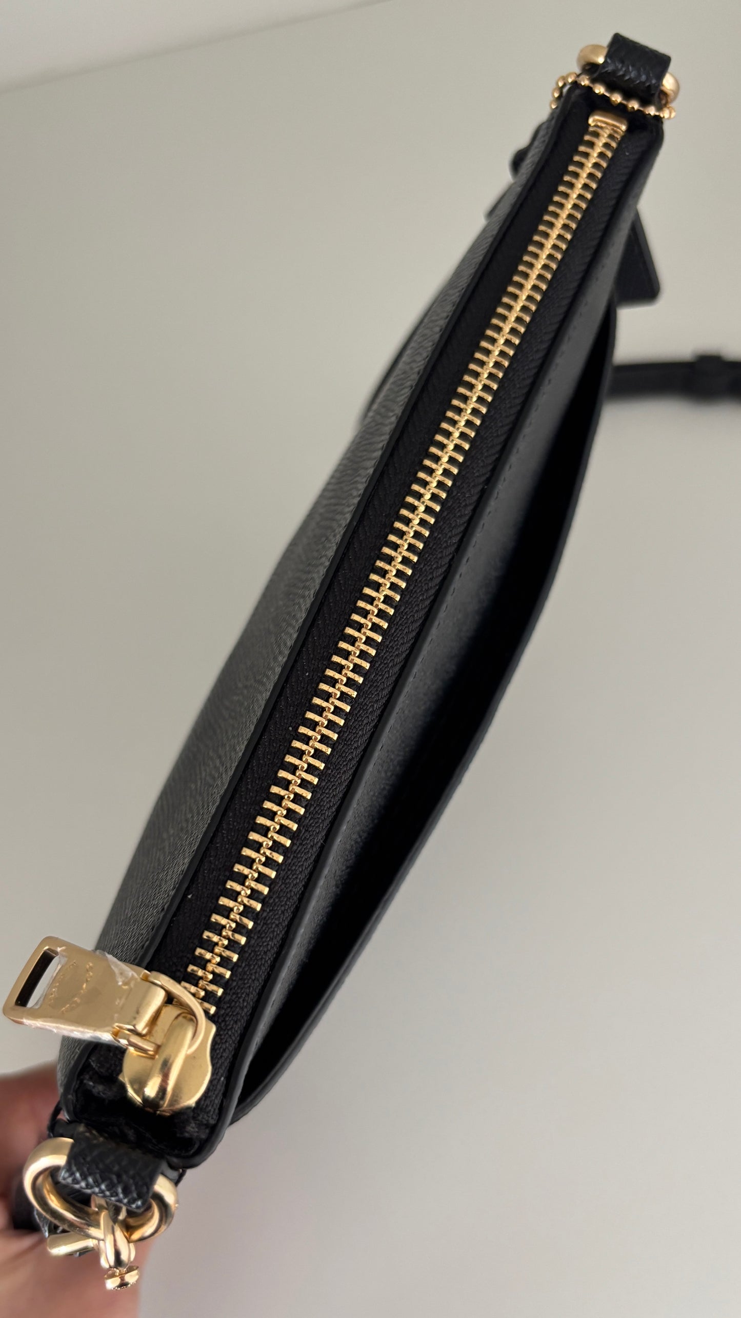 Crossbody Coach