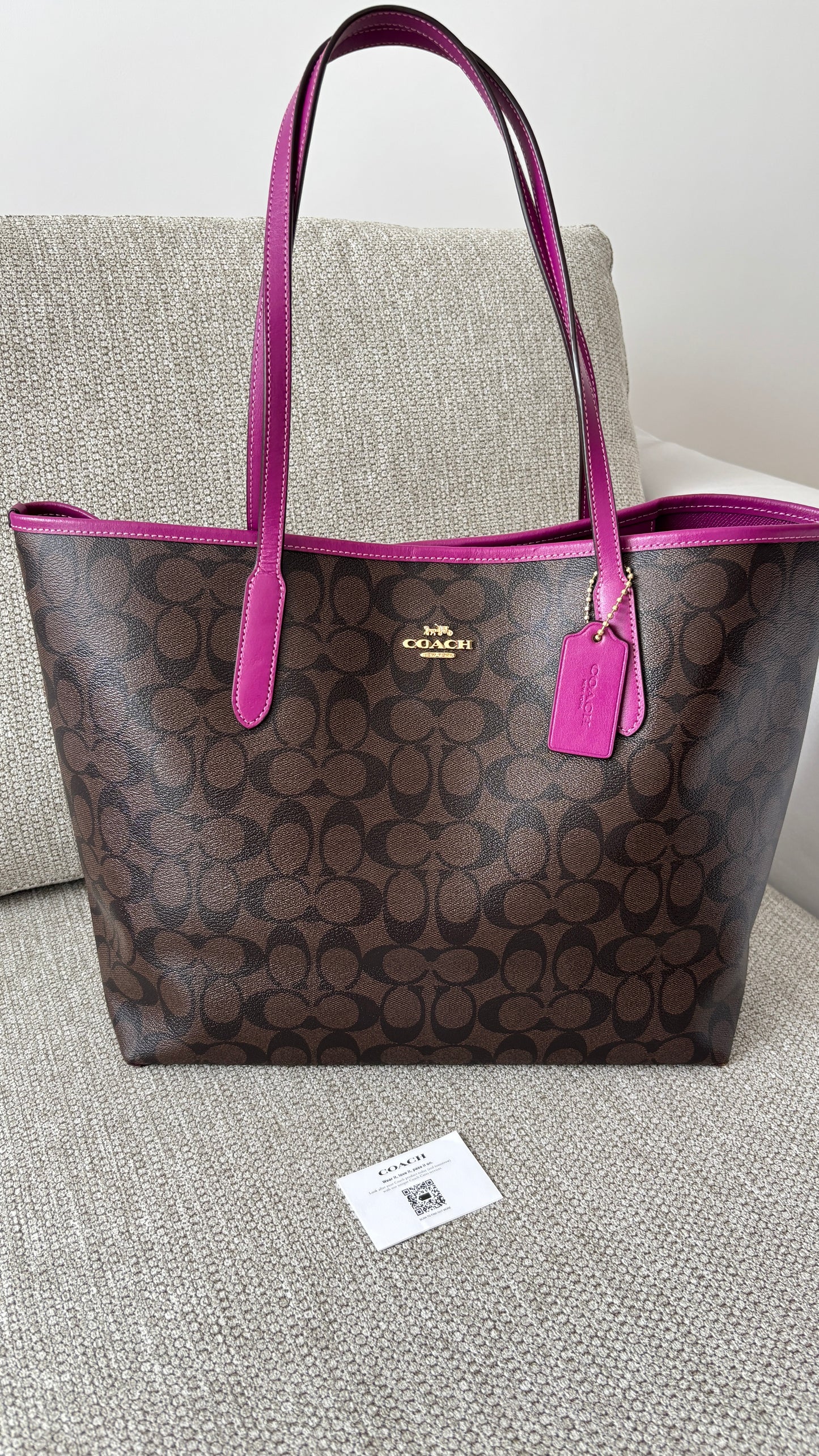 Tote Coach
