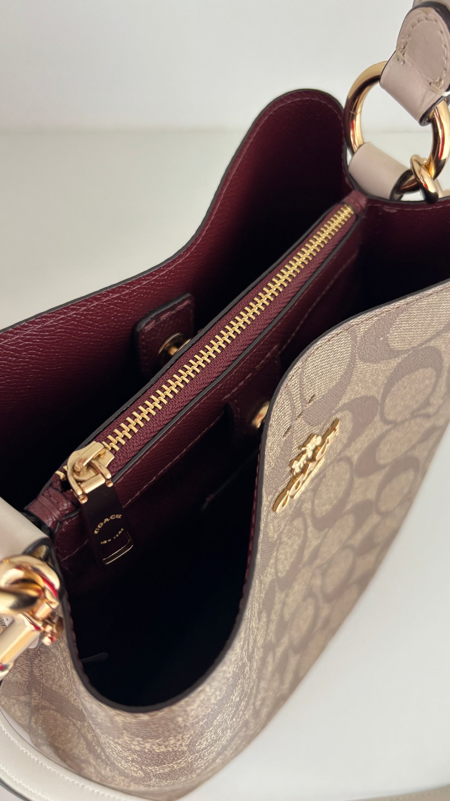 Cartera/Crossbody Coach
