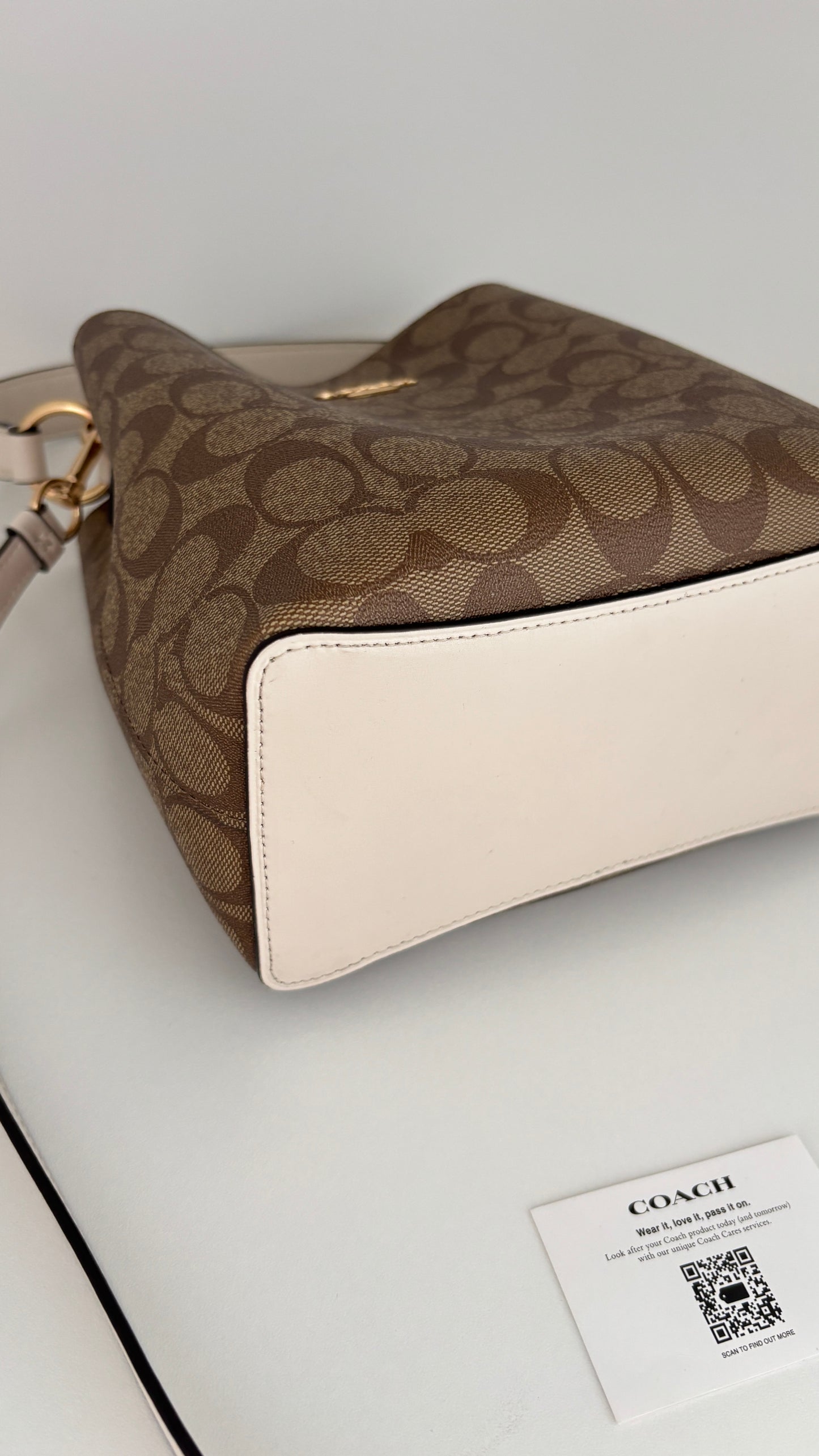 Cartera/Crossbody Coach