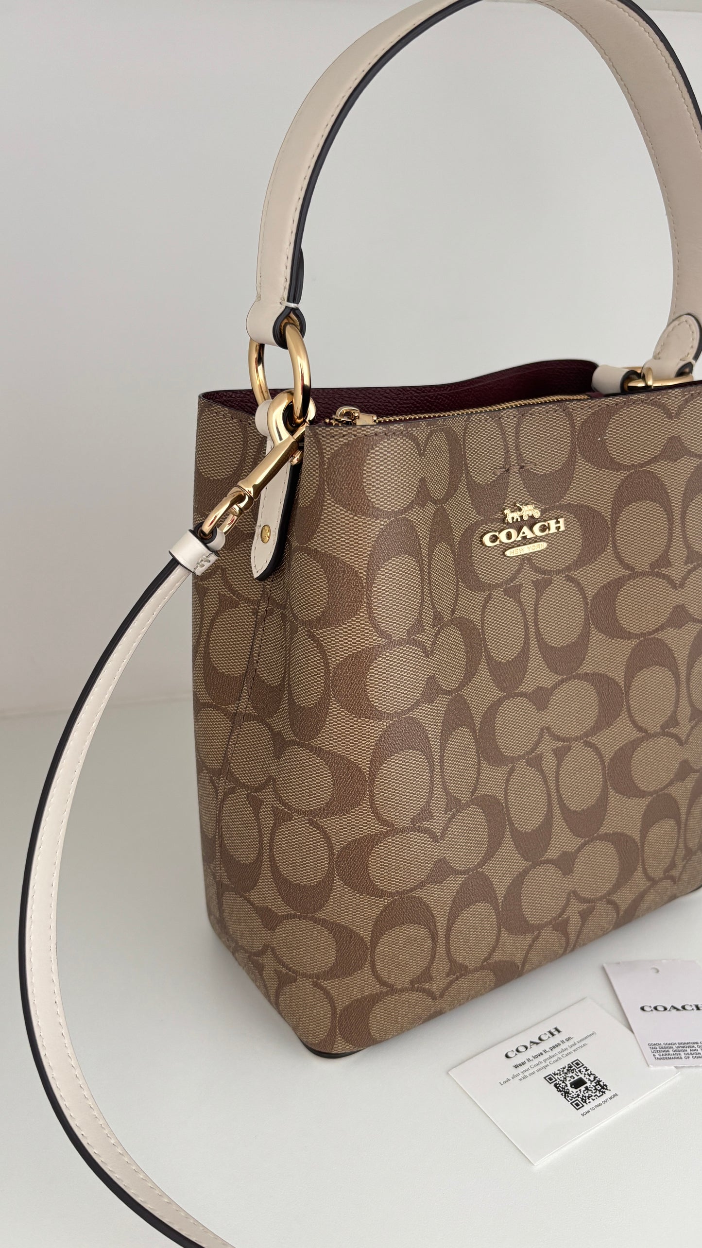 Cartera/Crossbody Coach