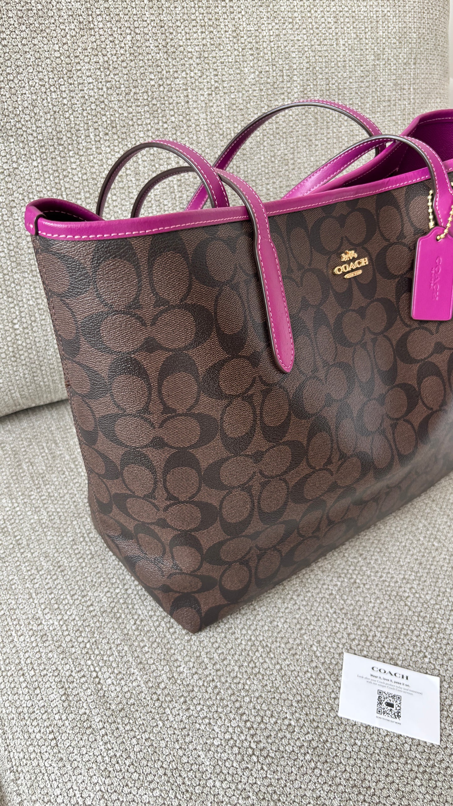 Tote Coach