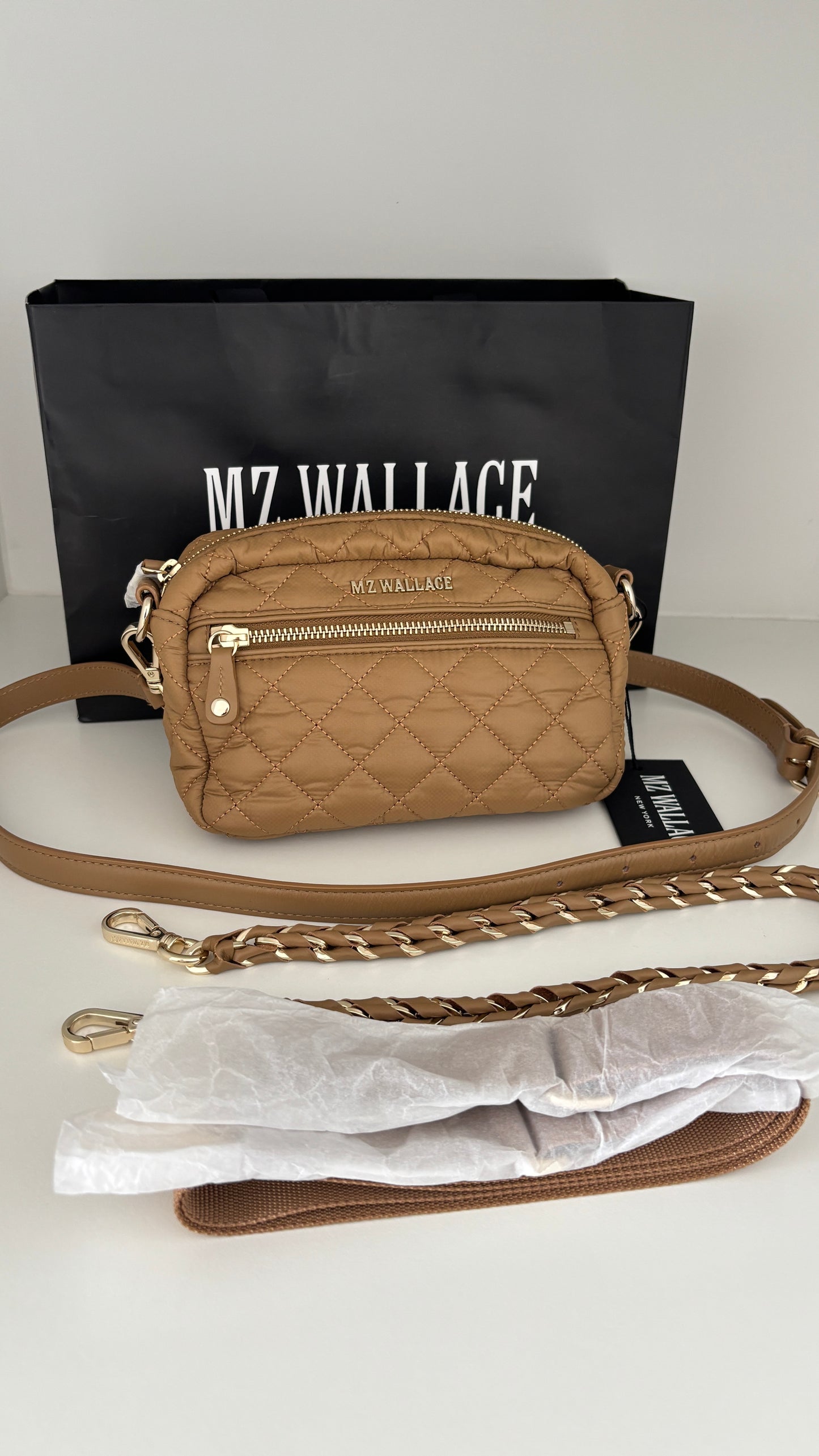 Cartera/Crossbody MZ Wallace