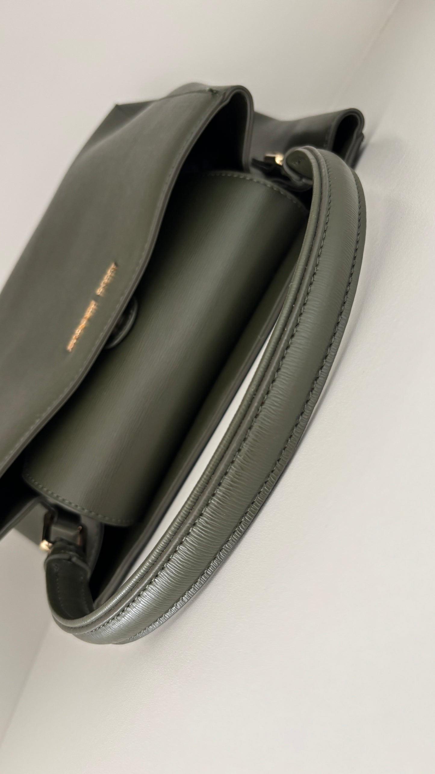 Cartera/Crossbody Adolfo Dominguez