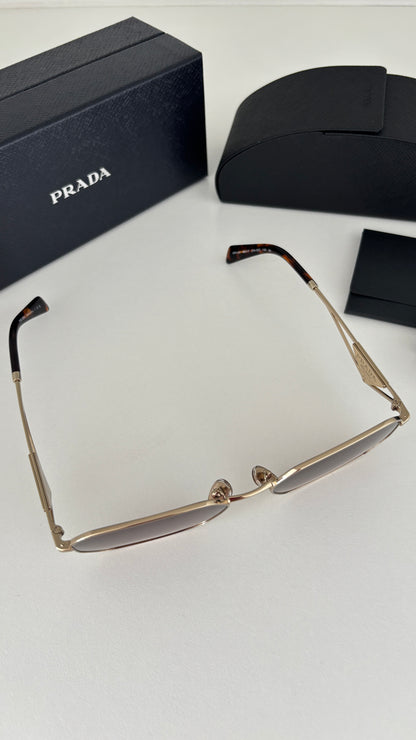 Lentes de Sol Prada