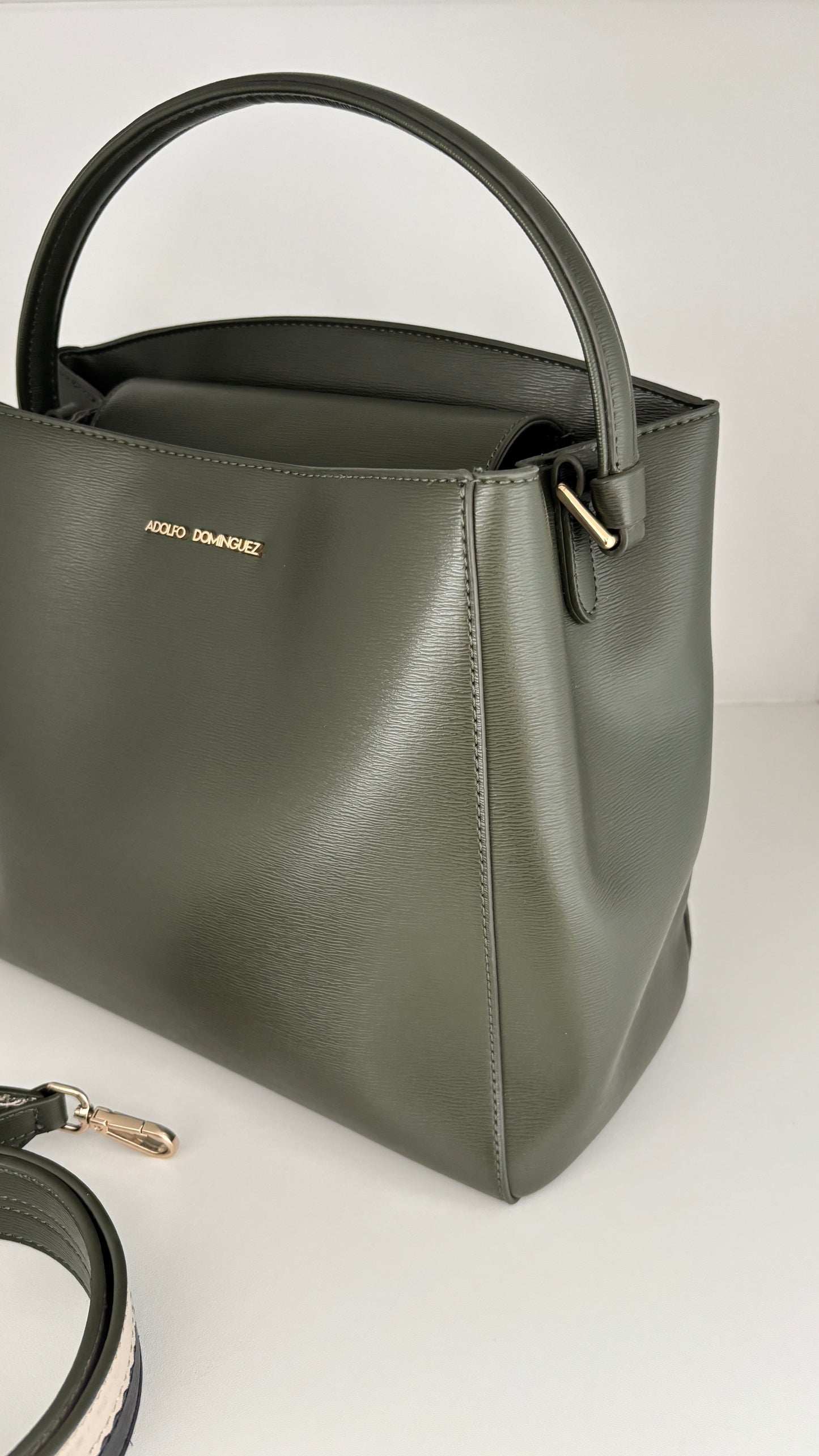 Cartera/Crossbody Adolfo Dominguez