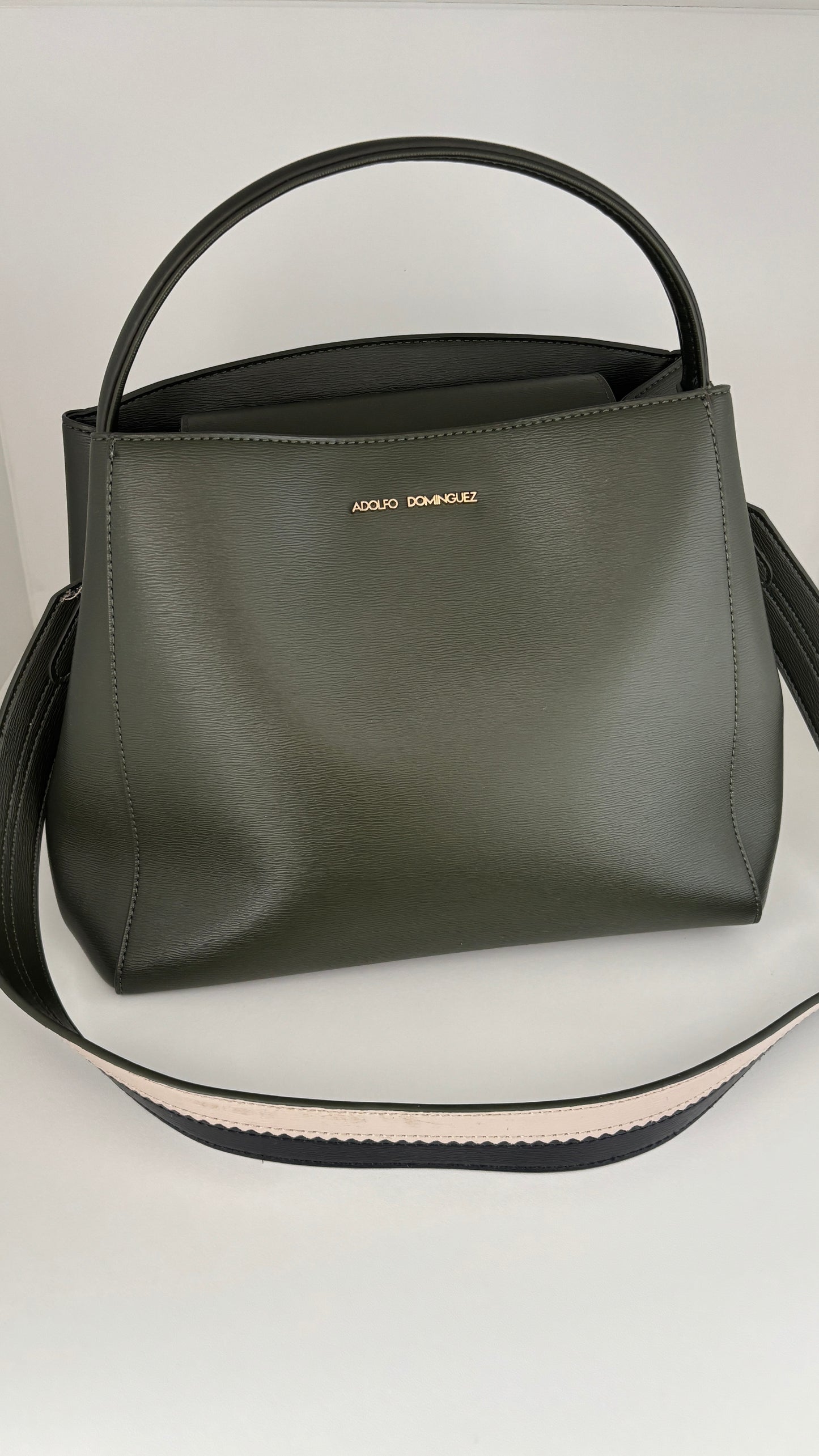Cartera/Crossbody Adolfo Dominguez