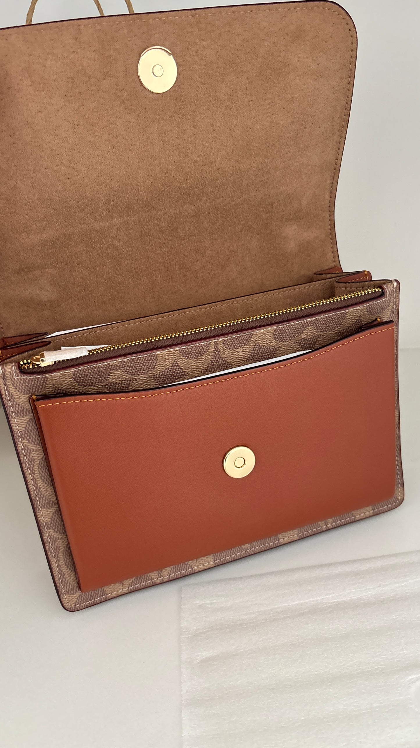 Cartera/Crossbody Coach