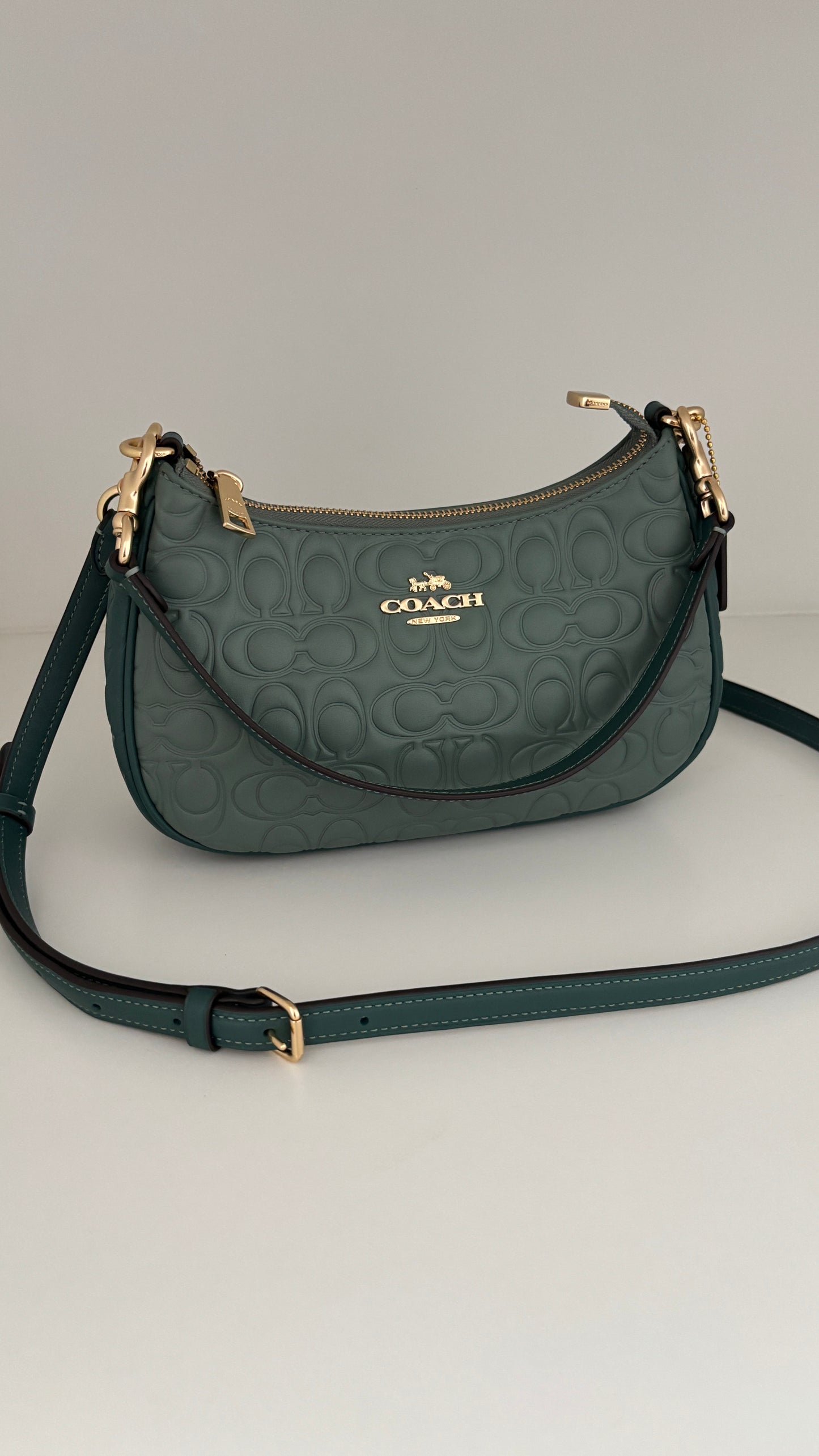 Cartera/Crossbody Coach